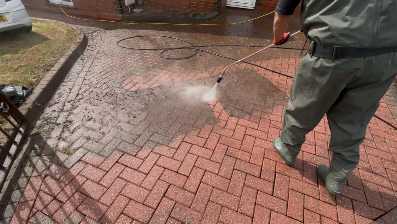 Clean driveway after professional pressure washing in Birmingham